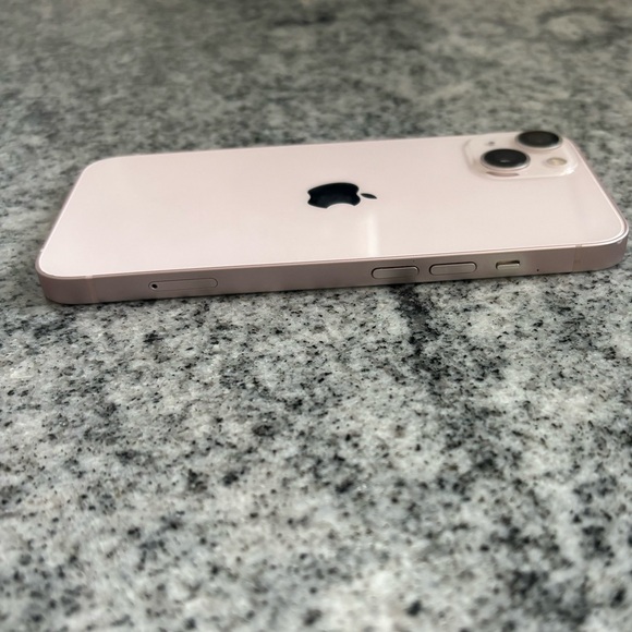 EUC IPHONE 13 - Picture 7 of 10